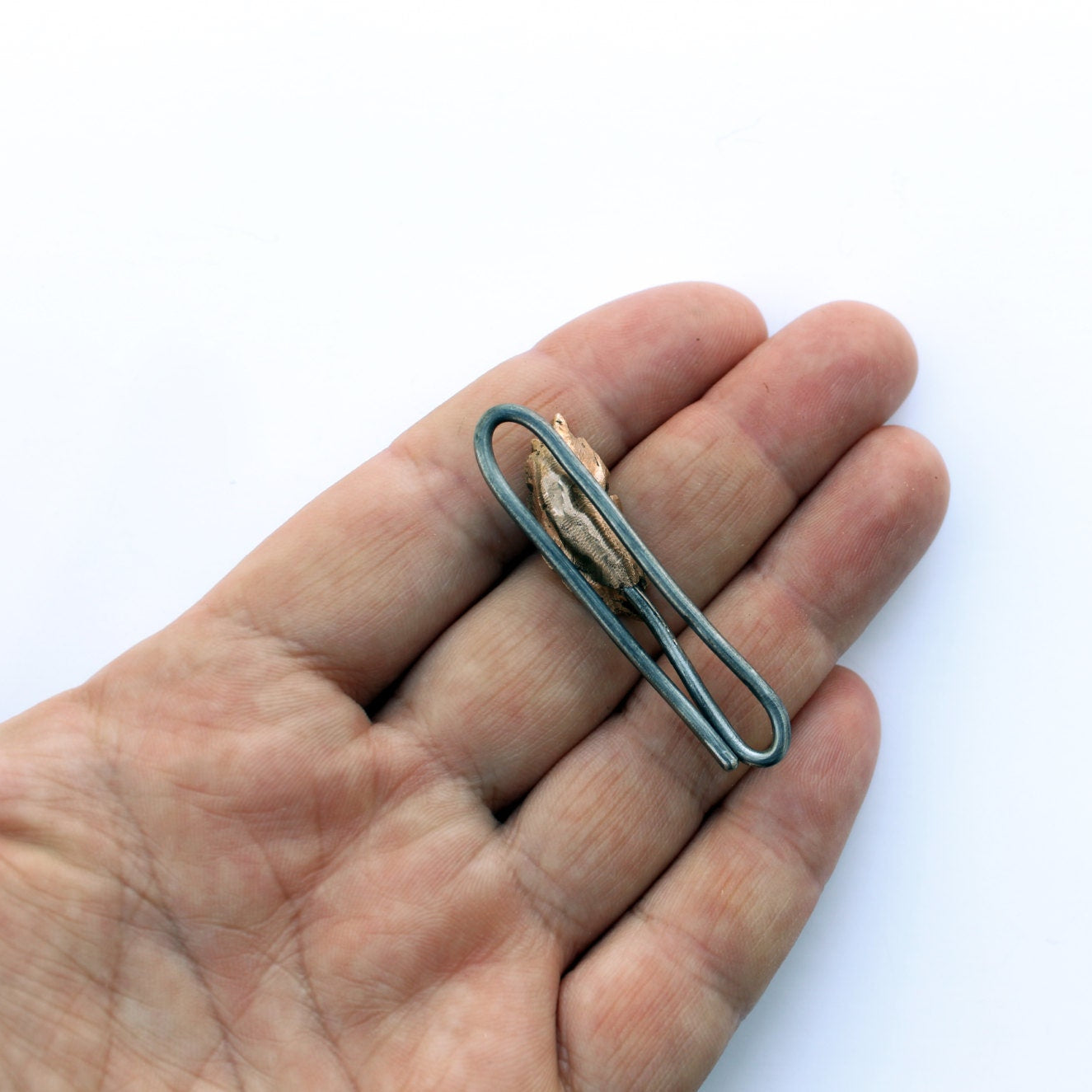 baksida, fjäder slipsklämma