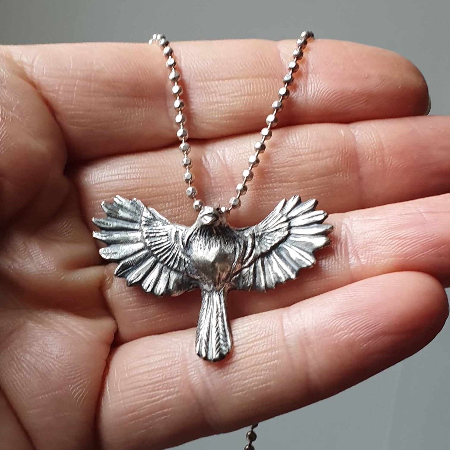 Flygande fågel halsband i sterlingsilver