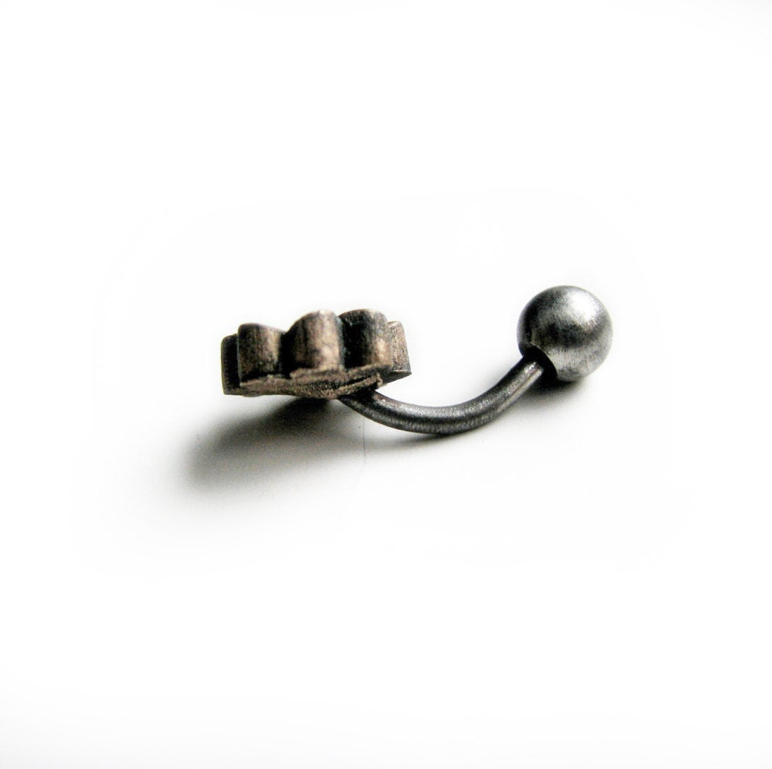 titanium and bronze four leaf clover navel piercing