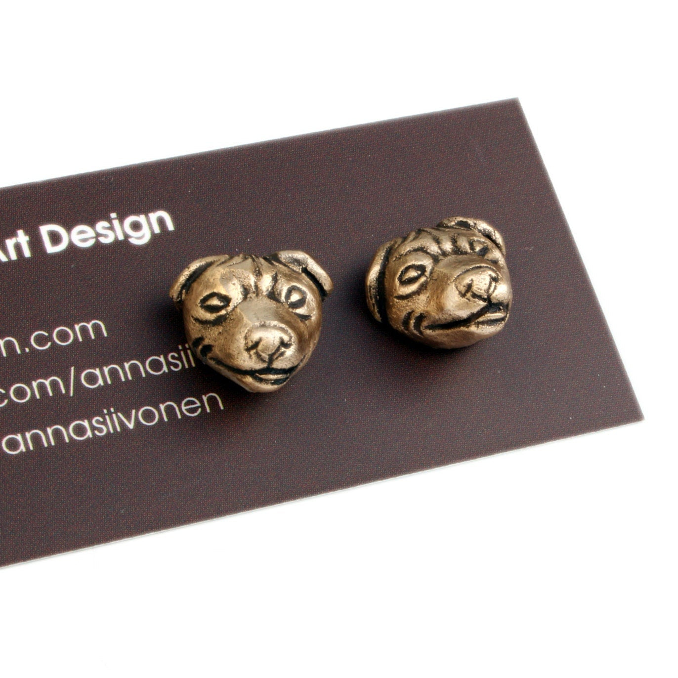 Specialtillverkade bronsörhängen för hundar – din hund i miniatyr