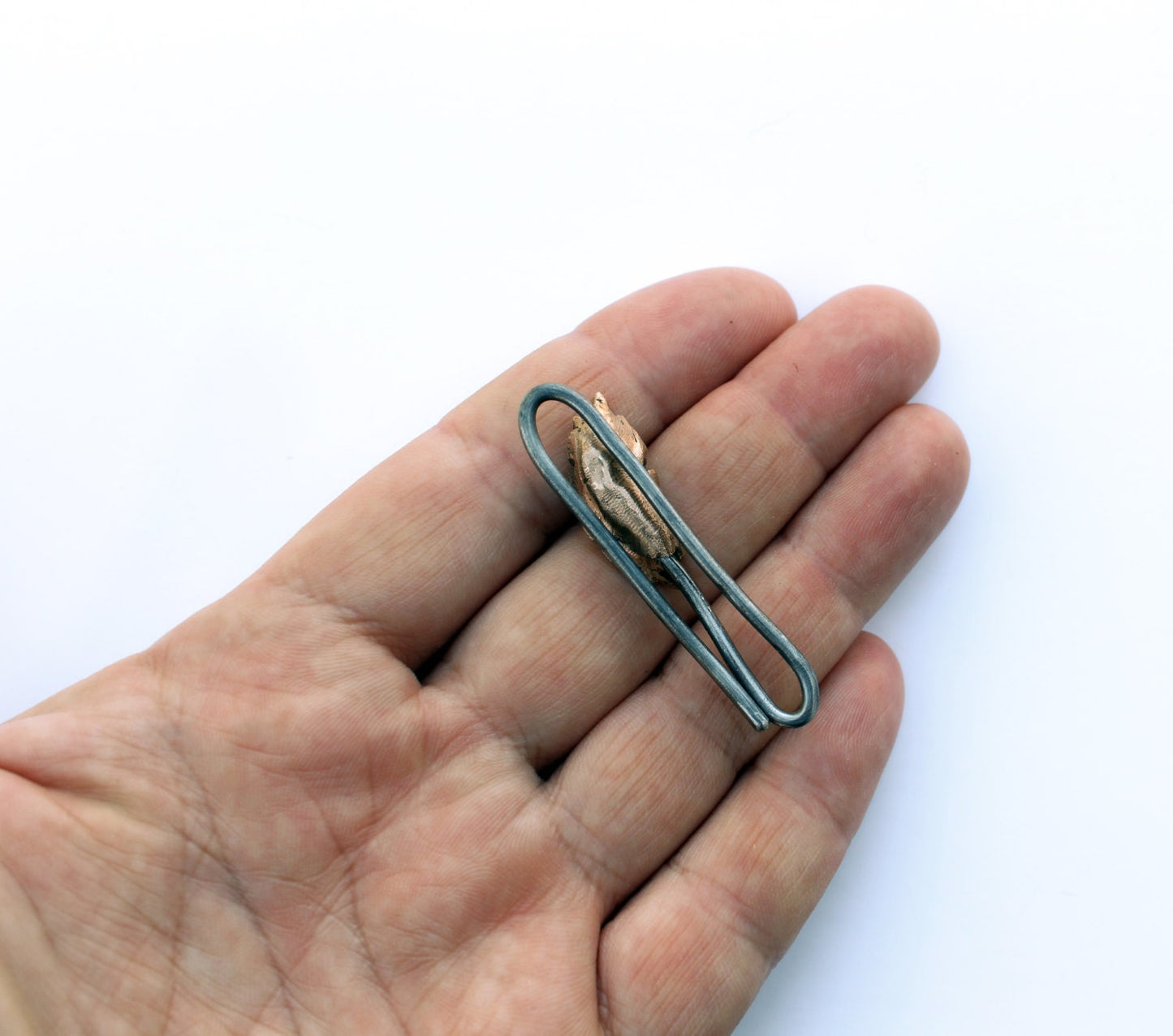 Fjäder slipsklämma