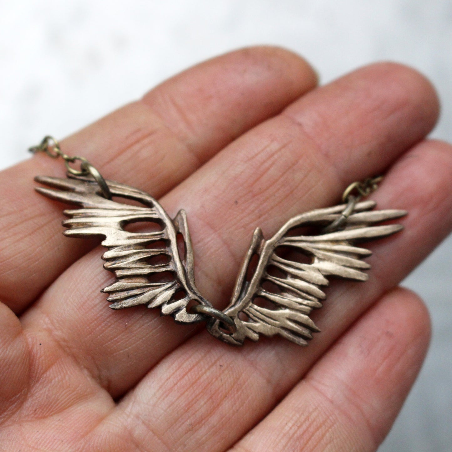 Skeleton wing halsband