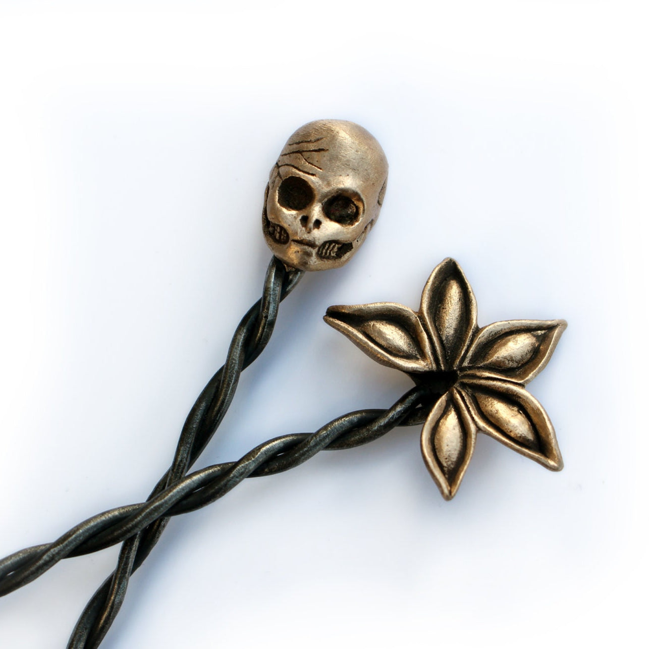 Brainy skull zombie hårsticka