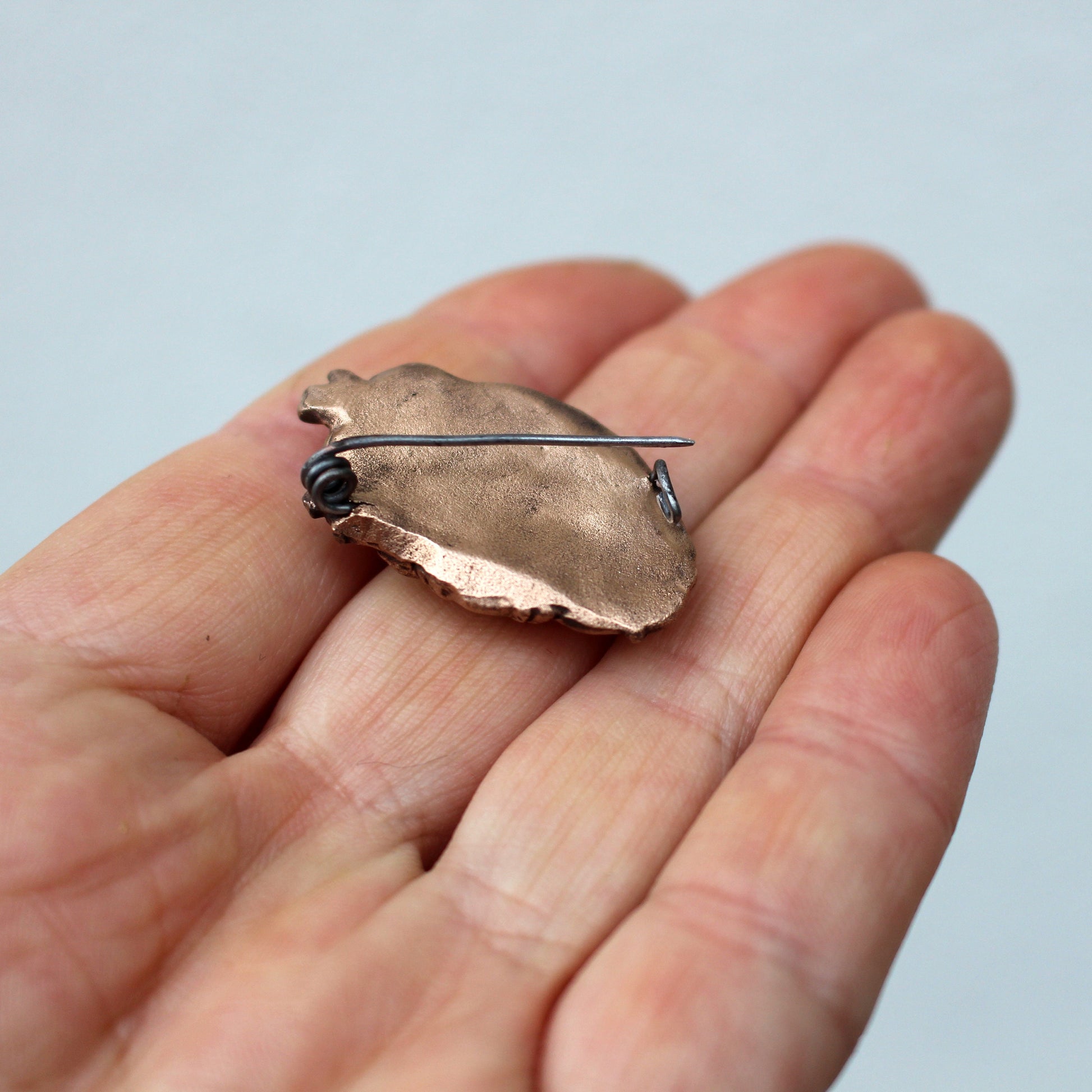 baksida shibari broosch