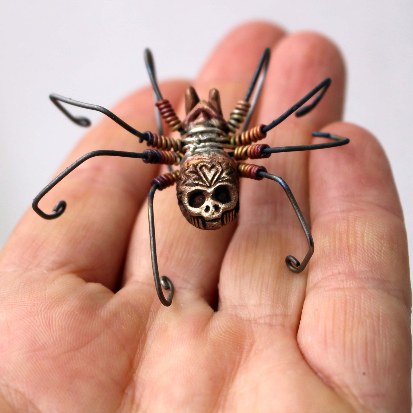 stor döskalle spindel örhänge