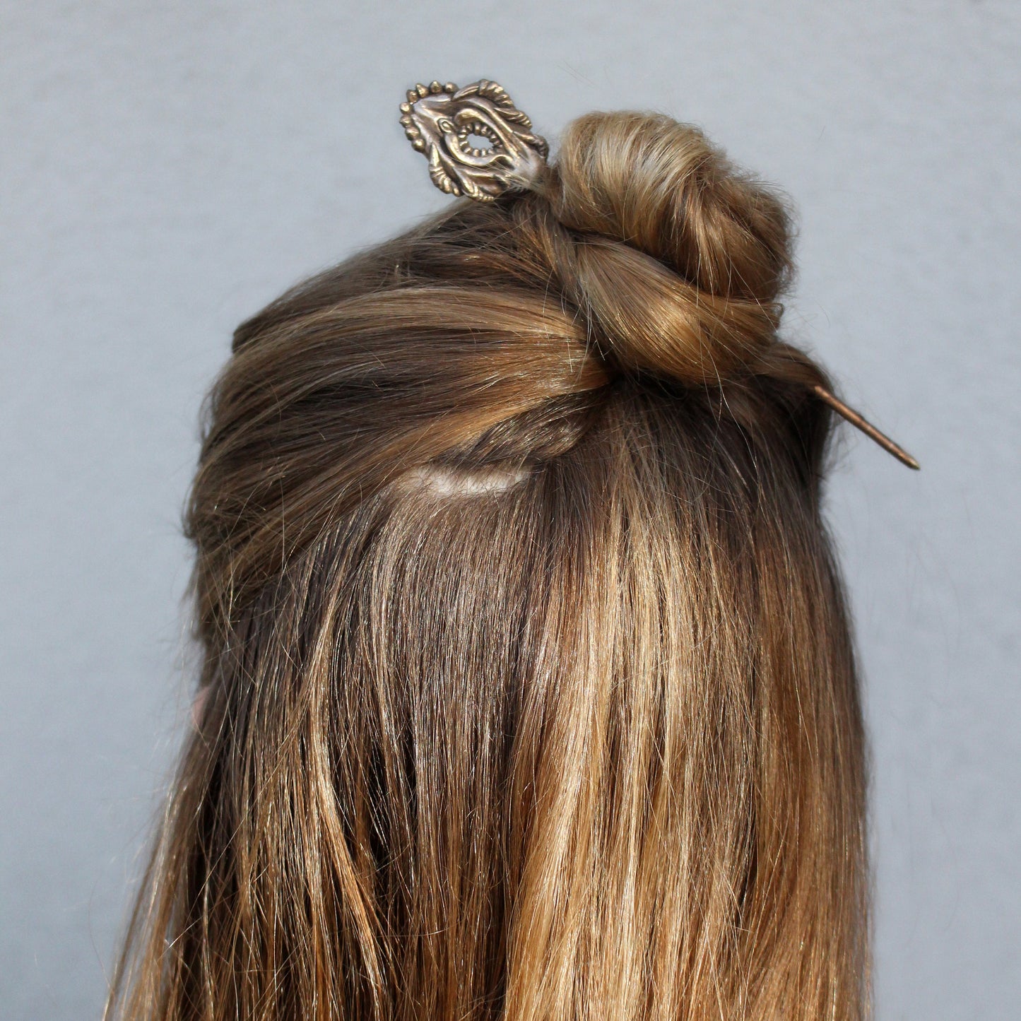 Vagina dentata hair stick