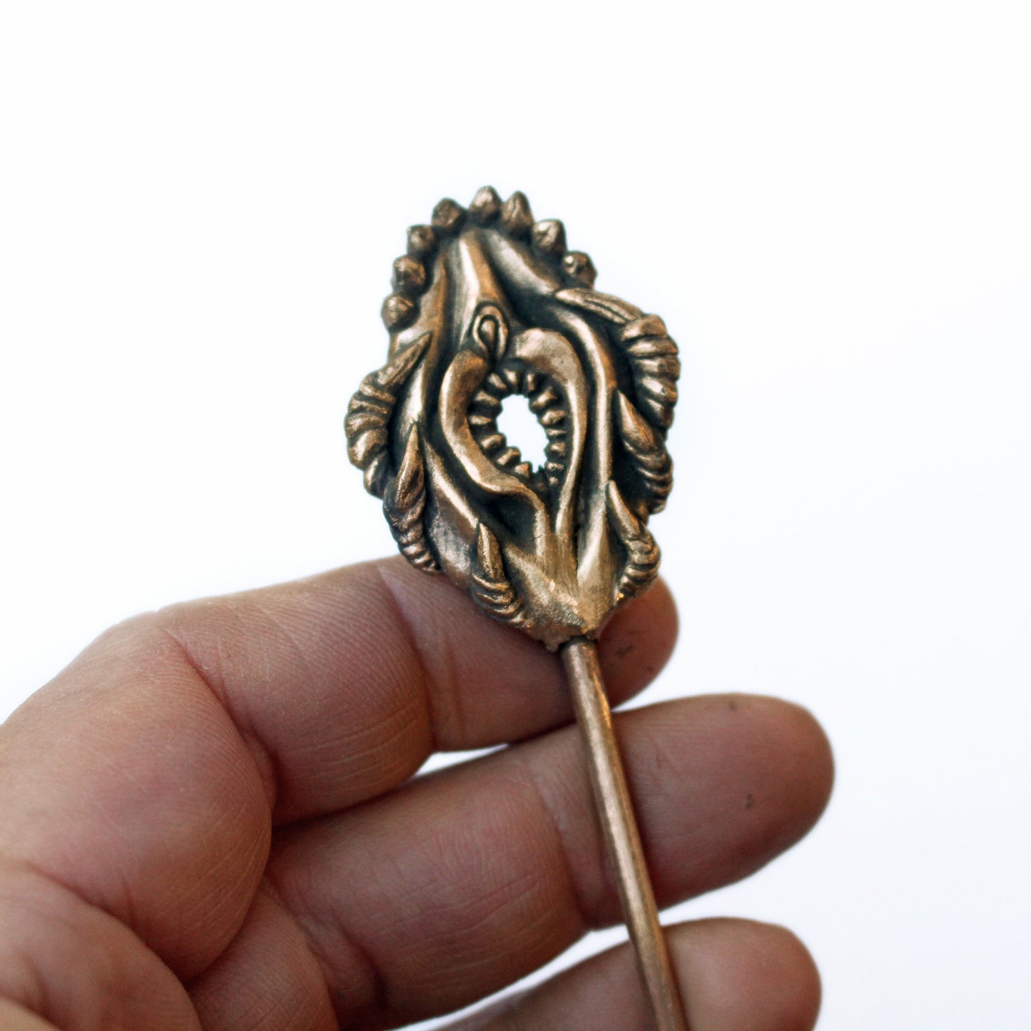 Vagina dentata hair stick