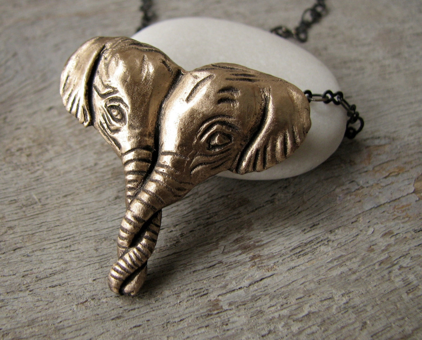 Elefanthjärta halsband
