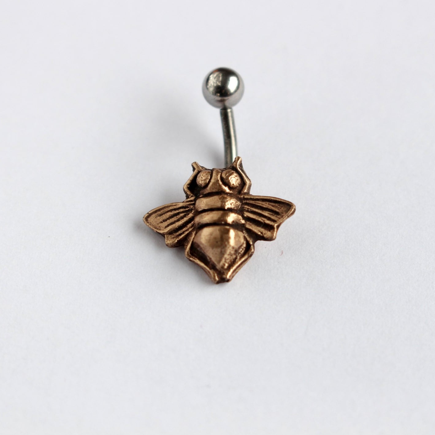 insekt honungsbi titan navelring