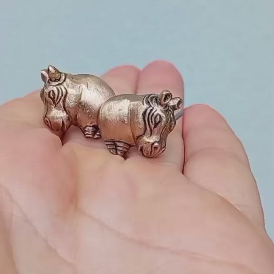 hippo cuff links