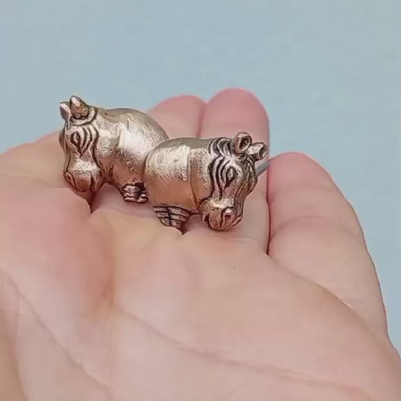 hippo cuff links