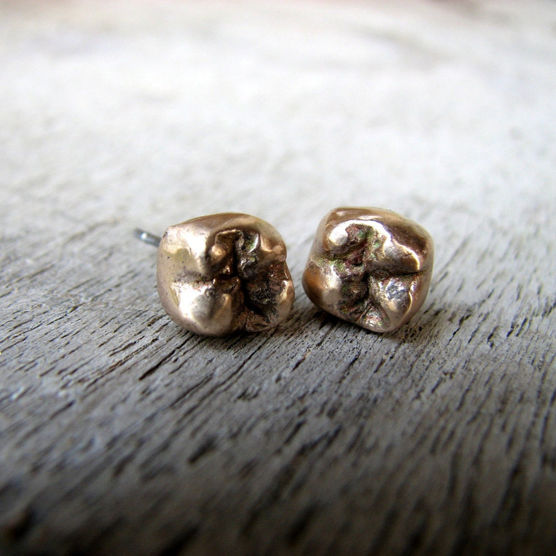 gyllene brons tand titanörhängen